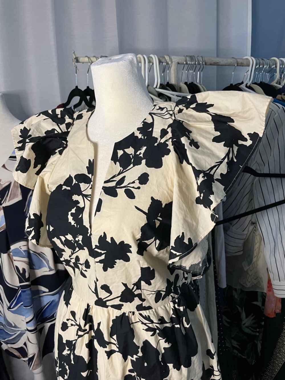 A New Day Black & Cream Floral Midi Dress - Picture 2 of 9